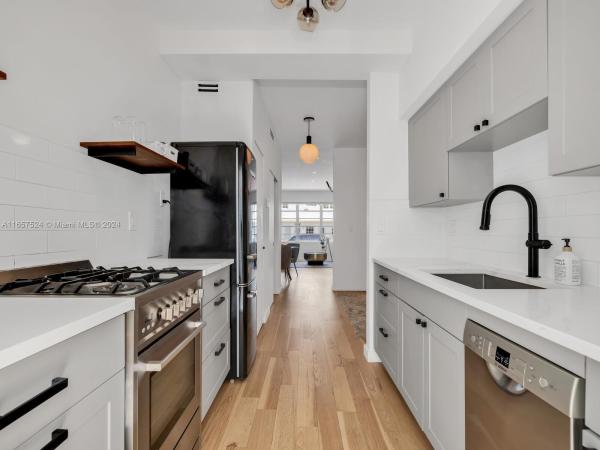 Park Corner, 742 12th St #2, Miami Beach, Florida 33139, image 1