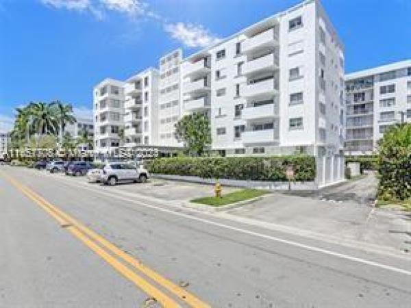 Berkshire House, 1075 92nd St #504, Bay Harbor Islands, Florida 33154, image 1