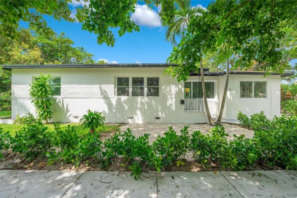 Crestwood, 4802 NW 11th Ave, Miami, Florida 33127, image 2