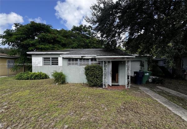 Opa-Locka Residential, 260 Seaman Ave, Opa-Locka, Florida 33054, image 1