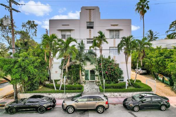 Garden, 4035 N Meridian Ave #202, Miami Beach, Florida 33140, image 3