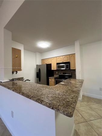 Gables Court, 6841 SW 44th St #306, Glenvar Heights, Florida 33155, image 3