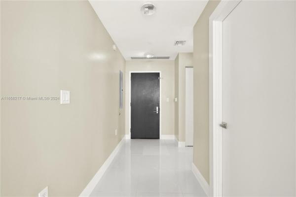 900 Biscayne Bay, 900 Biscayne Blvd #2612, Miami, Florida 33132, image 3