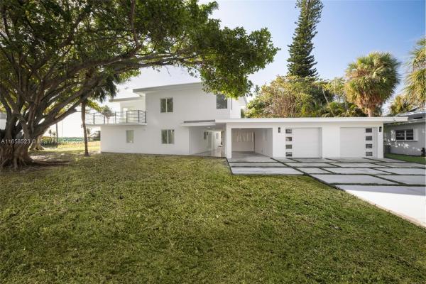 Hillsboro Shores, 1903 Bay Dr, Pompano Beach, Florida 33062, image 1
