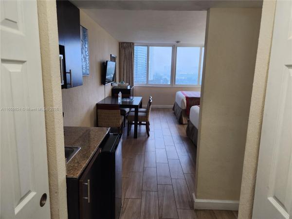 The Aventura Beach Club, 19201 Collins Ave #1041, Sunny Isles Beach, Florida 33160, image 1