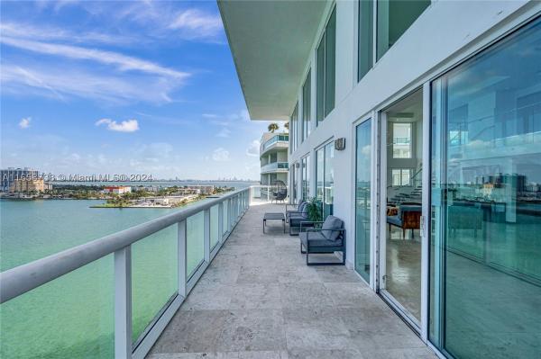 Adagio Harbor Island, 7939 East Dr #1, North Bay Village, Florida 33141, image 3