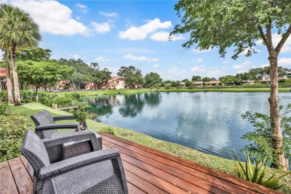 3507 Emerald Oaks Dr #1804, Hollywood, Florida 33021, image 1