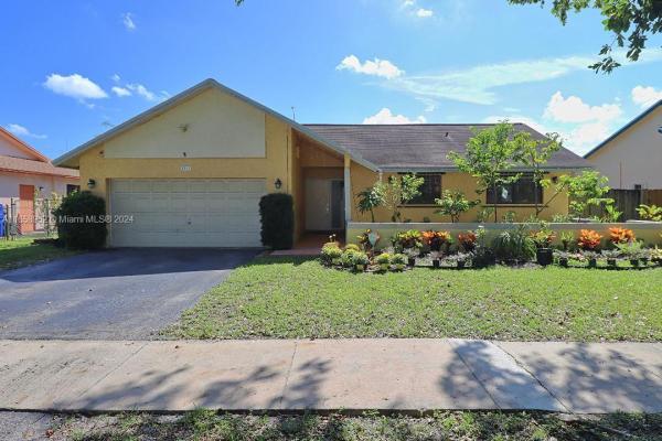 Woodbridge At Pembroke Lakes, 2311 NW 101st Ter, Pembroke Pines, Florida 33026, image 1