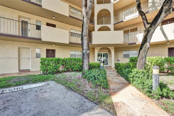 The Falls Of Inverrary, 6061 N Falls Cir Dr #110, Lauderhill, Florida 33319, image 1