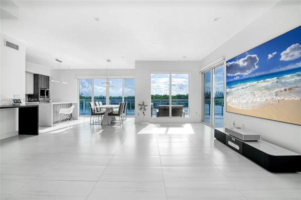Seaside Village, Hollywood, Florida 33019, image 1
