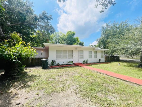 Avocado Homes, 5978 SW 62nd St, South Miami, Florida 33143, image 1