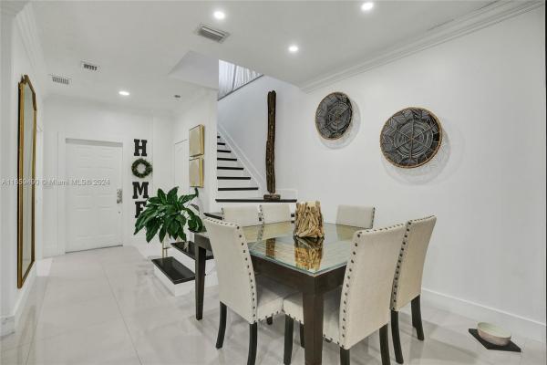 Shoma Villas 1 At Country Club Of Miami, 7361 NW 174th Ter #104, Hialeah, Florida 33015, image 1