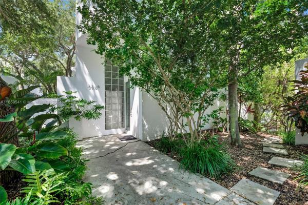 Ipanema Villas, 3266 Virginia St #B-3, Miami, Florida 33133, image 3