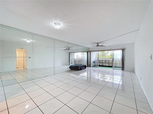The Lakes Of Inverrary, 3301 Spanish Moss Ter #210, Lauderhill, Florida 33319, image 1