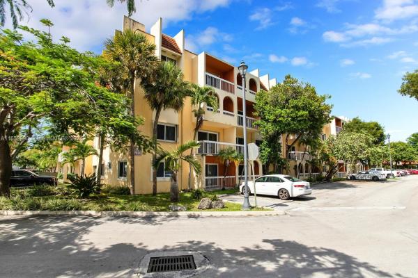 Village Of Kings Creek, 7915 Camino Real #N-204, Glenvar Heights, Florida 33143, image 1