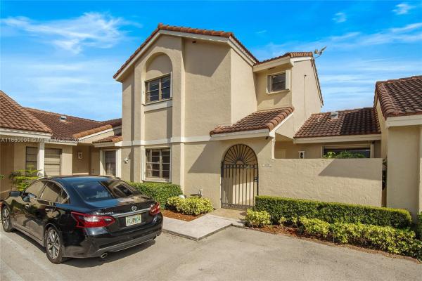 Villa Homes At The Moors, 6239 NW 170th Ter, Hialeah, Florida 33015, image 1