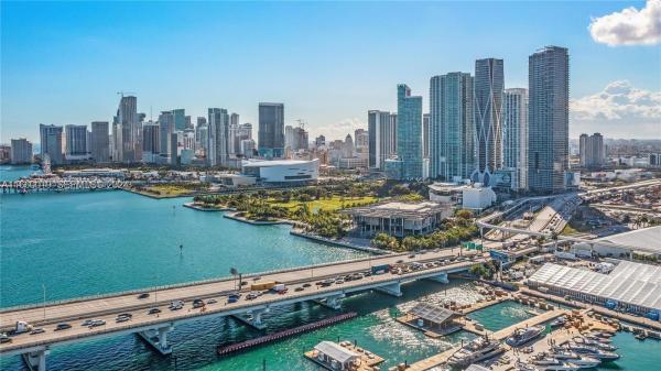 Ten Museum Park Residential, 1040 Biscayne Blvd #2607, Miami, Florida 33132, image 1