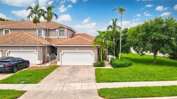 Regency Homes At Fairway Isles, 7901 S Aragon Blvd #6, Sunrise, Florida 33322, image 1