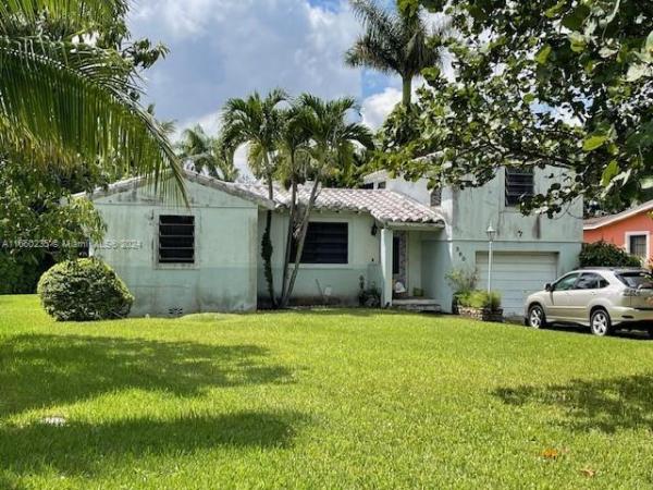 360 NE 118th St, Unincorporated Dade County, Florida 33161, image 2