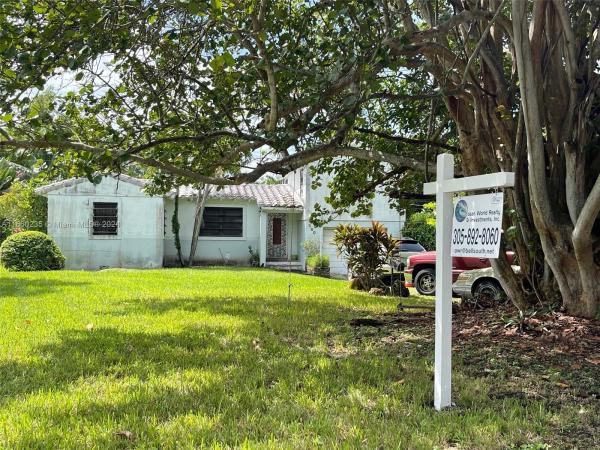 360 NE 118th St, Unincorporated Dade County, Florida 33161, image 3