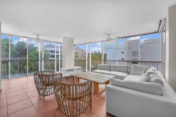 Island Breakers, Key Biscayne, Florida 33149, image 1