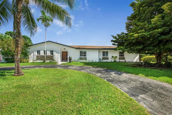 Eureka Drive Estates, 8005 SW 184th Ter, Cutler Bay, Florida 33157, image 1