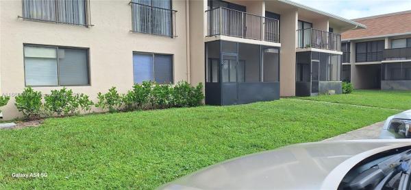 Hampton Court, 5901 Washington St #245, Hollywood, Florida 33023, image 1