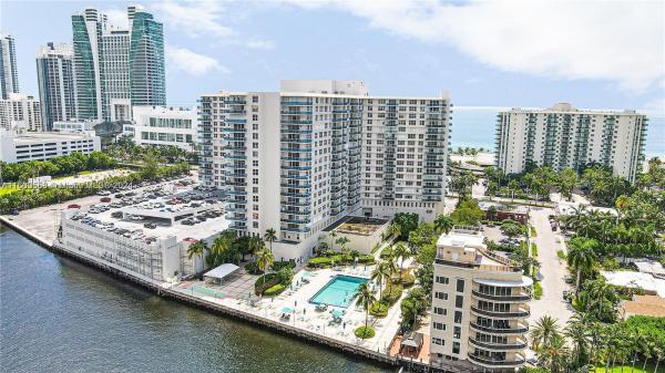 The Hallmark Of Hollywood, 3800 S Ocean Dr #1620, Hollywood, Florida 33019, image 1