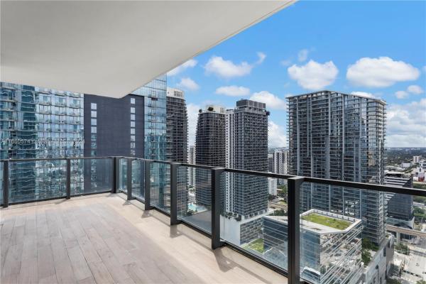 Reach Brickell City Centre, 68 SE 6th St #3102, Miami, Florida 33131, image 3