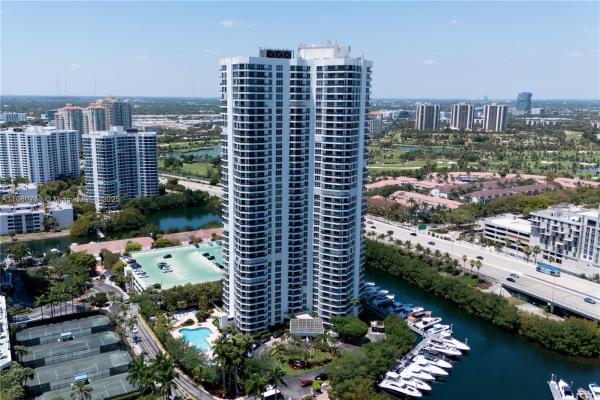Mystic Pointe Tower 400, 3500 Mystic Pointe Dr #3502, Aventura, Florida 33180, image 2