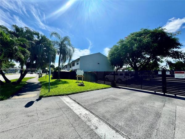 Gardens At Kendale Lakes, 8060 SW 152nd Ave #504, Kendall West, Florida 33193, image 1