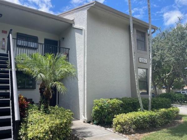 Villas At Meadow Lakes, 1250 S Military Trl #1615, Deerfield Beach, Florida 33442, image 1