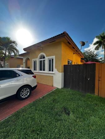 Meghans Place, 2511 NE 41st Ter, Homestead, Florida 33033, image 2