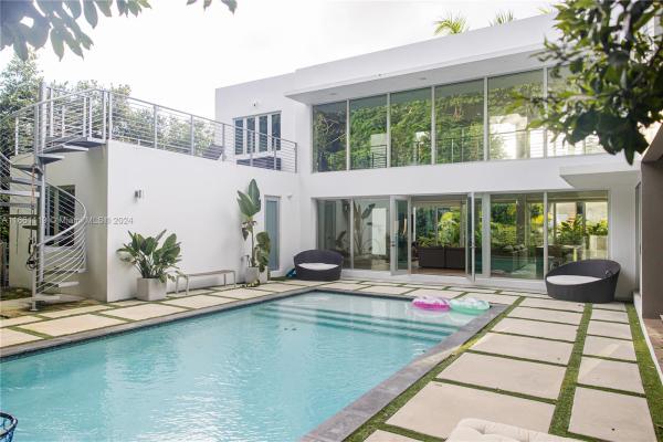 Grandios, South Miami, Florida 33143, image 1