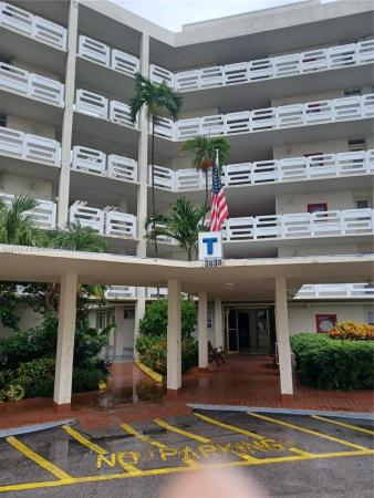 Point East, 3030 Marcos Dr #T304, Aventura, Florida 33160, image 1