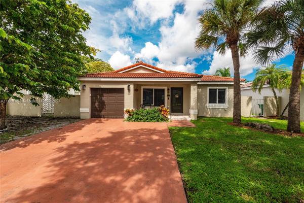 Lakes On The Green North, 9041 NW 193rd Ter, Hialeah, Florida 33018, image 1