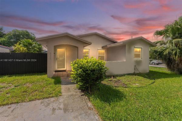 In-Mar, 3590 NW 181st St, Miami Gardens, Florida 33056, image 1