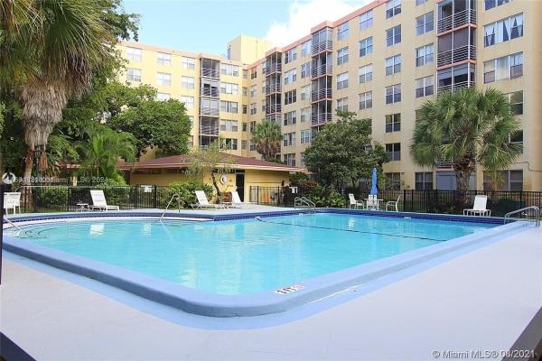 Greynolds Park Club, 17890 W Dixie Hwy 612th Hwy #612, Ojus, Florida 33160, image 1