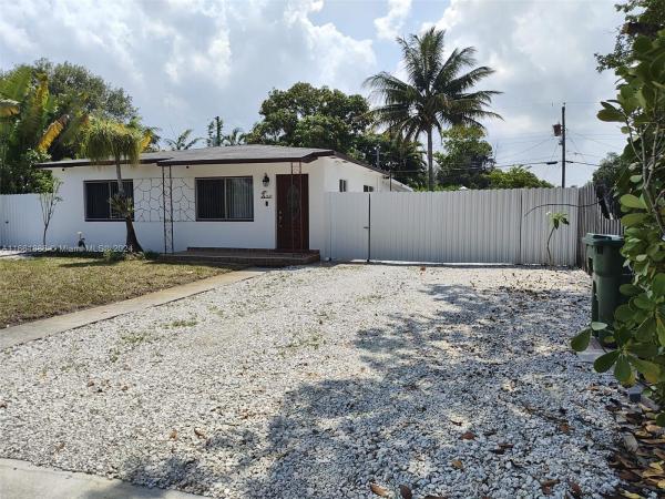 Holland, 1329 SW 23rd Ave, Fort Lauderdale, Florida 33312, image 1