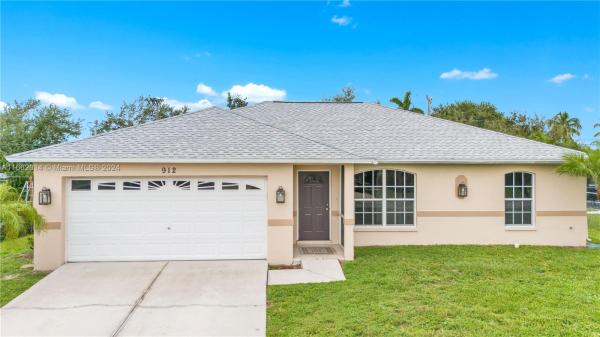 Cape Coral Residential, 912 SE 5th Pl, Cape Coral, Florida 33990, image 2