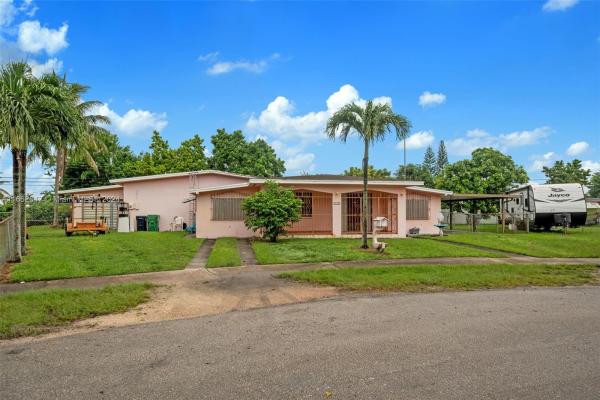 Westwood Lakes Residential, 11445 SW 51st St, Westwood Lakes, Florida 33165, image 1