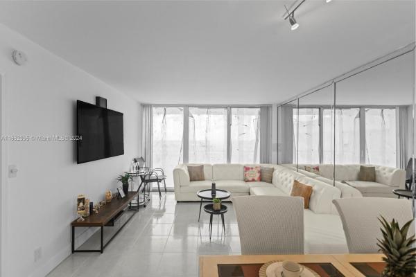 Parker Plaza Estates, 2030 S Ocean Dr #2202, Hallandale Beach, Florida 33009, image 1