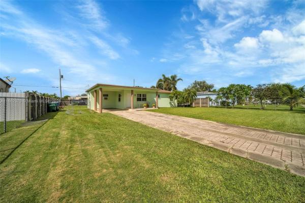 Sky Vista, 1551 NE 13th St, Leisure City, Florida 33033, image 3
