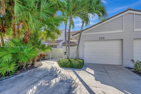 Prestwick Chase, 555 Prestwick Cir, Palm Beach Gardens, Florida 33418, image 1