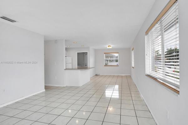Saga View, 20514 SW 92nd Ct, Cutler Bay, Florida 33189, image 3