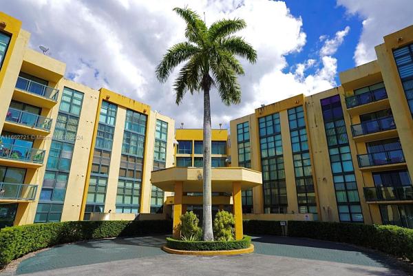 International Park, 11790 SW 18th St #227-3, Tamiami, Florida 33175, image 1