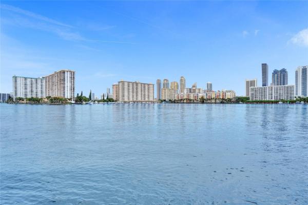 Eastern Shores Palo Alto, 3922 NE 166th St #S206, North Miami Beach, Florida 33160, image 1