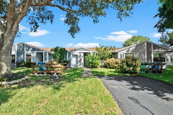 Heftler Townhouses At Red Bridge, 8041 NW 41st Ct, Sunrise, Florida 33351, image 1