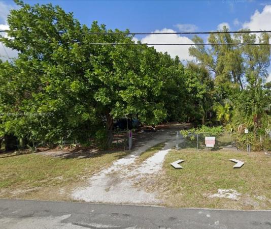 Hallandale Park, 125 SE 4th St, Hallandale Beach, Florida 33009, image 1