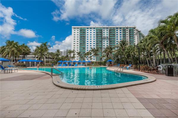 Ocean Reserve, 19370 Collins Ave #307, Sunny Isles Beach, Florida 33160, image 1
